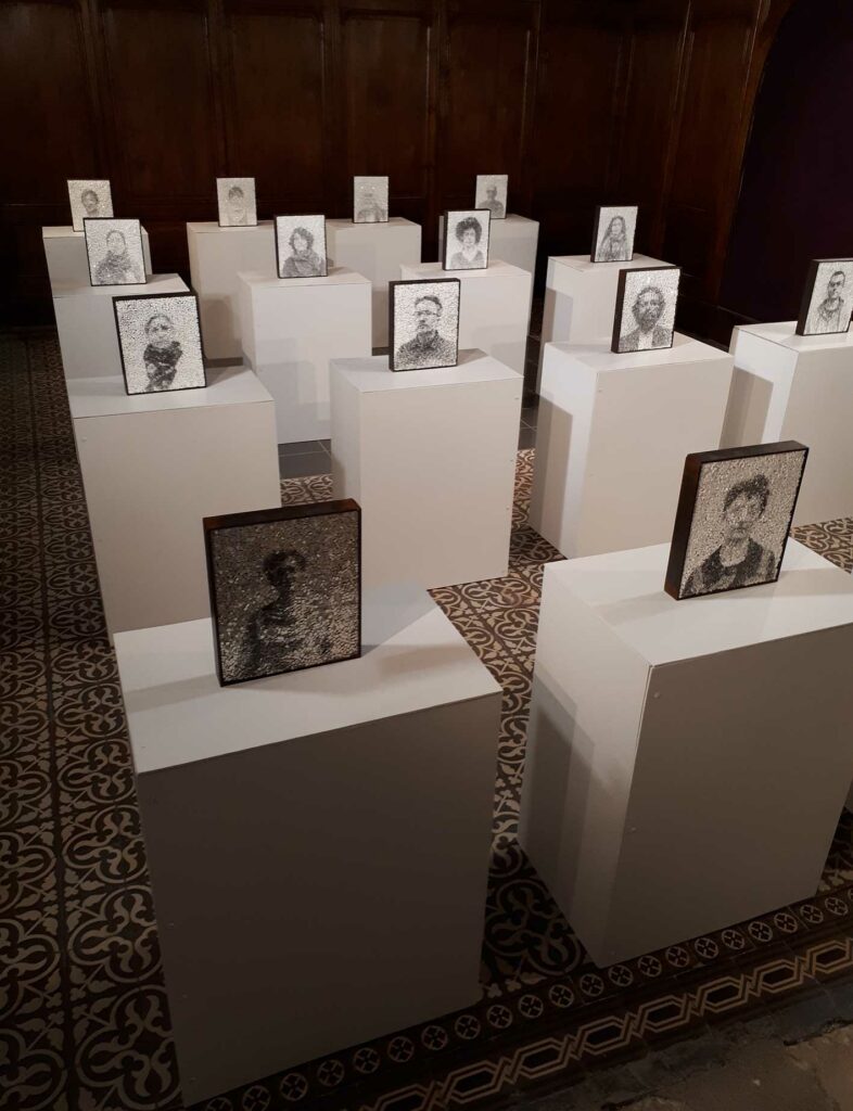 Série des "Spectre" oeuvres de Clément Mitéran, tirages argentiques sur mosaïque