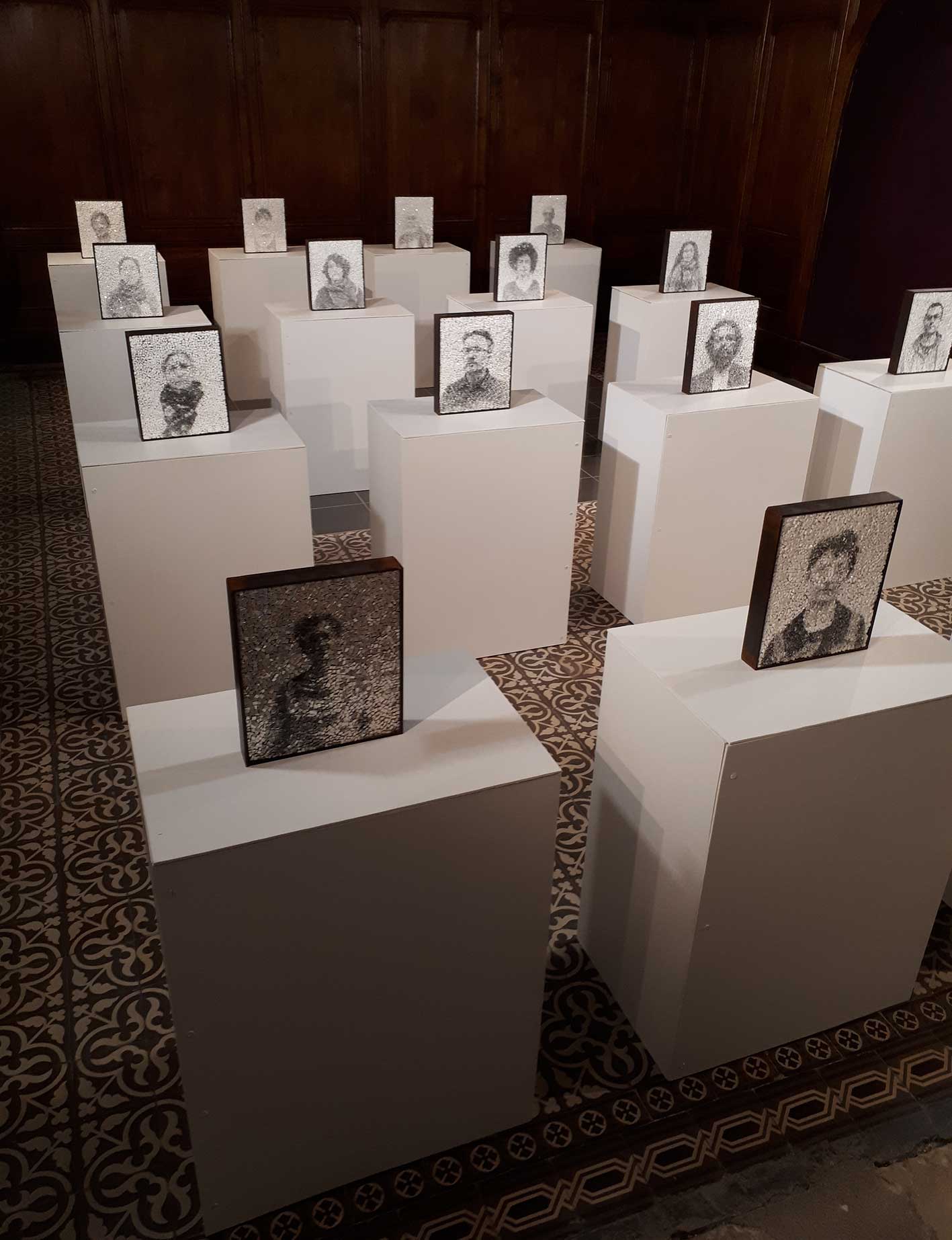 Série des "Spectre" oeuvres de Clément Mitéran, tirages argentiques sur mosaïque