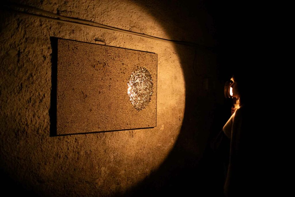 Chimigram on white marble – Ancient-inspired portrait